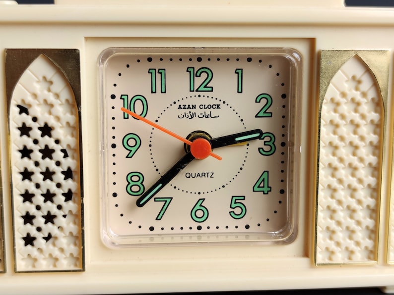 5 Vintage AZAN Clock – Mosque Shaped Call to Prayer Alarm Clock with Light & Sound - Image 5