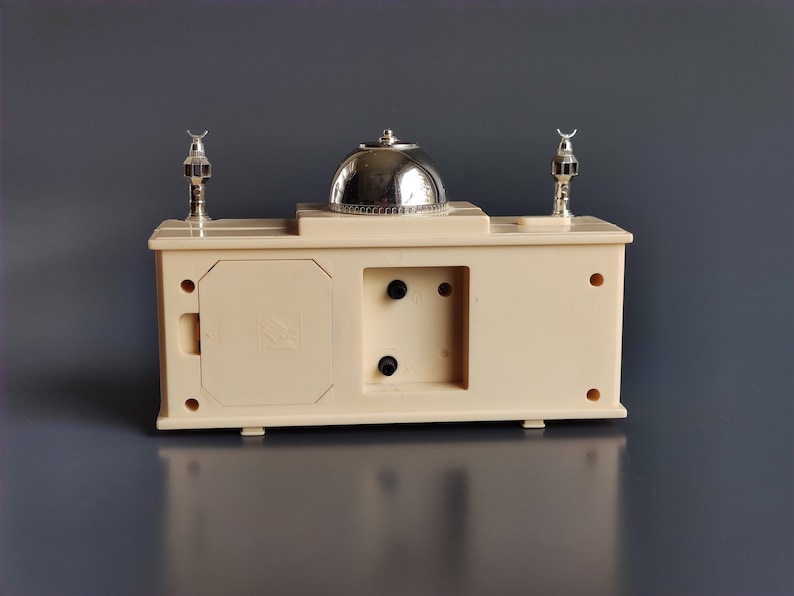 7 Vintage AZAN Clock – Mosque Shaped Call to Prayer Alarm Clock with Light & Sound - Image 7