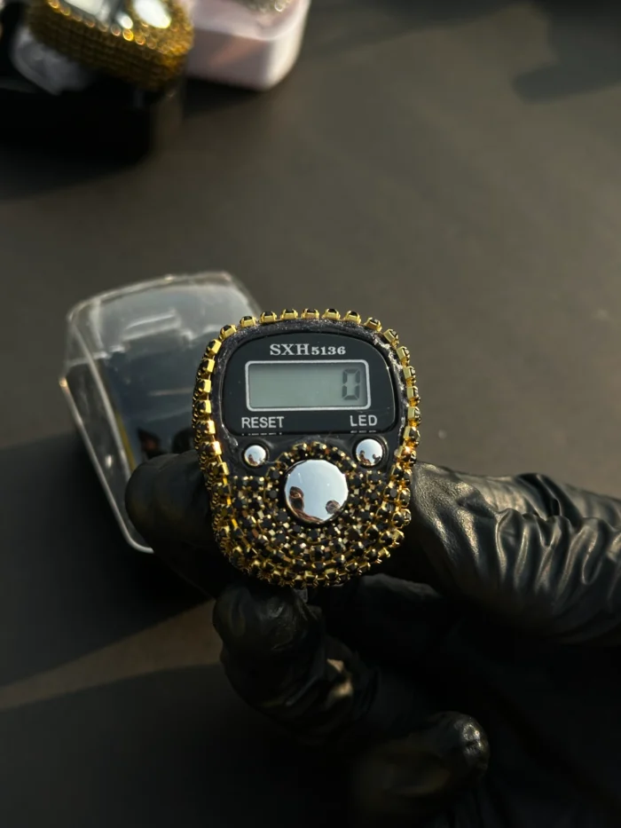 Elegant Digital Finger Counter with LED Light - Perfect Gift - Image 1