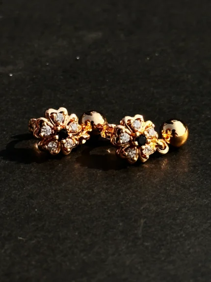 Golden Floral Crystal Stud Earrings – Elegant Flower Design Earrings for Women